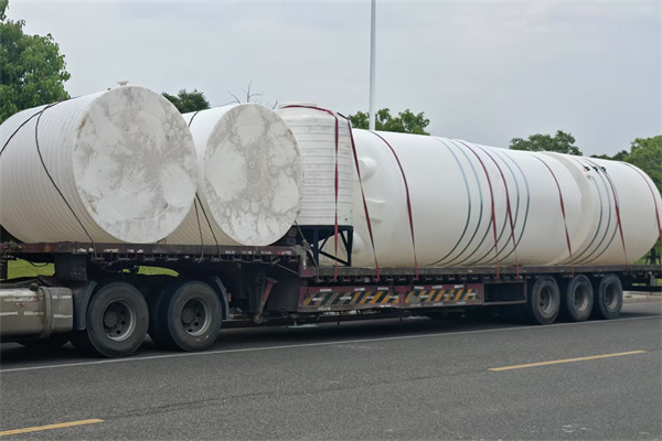 臥式塑料儲存罐定義與應用場景介紹